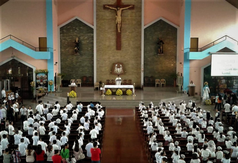 Students Receive First Holy Communion February 18, 2017