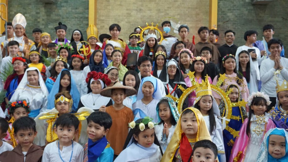 Holy Heroes Walk 2025