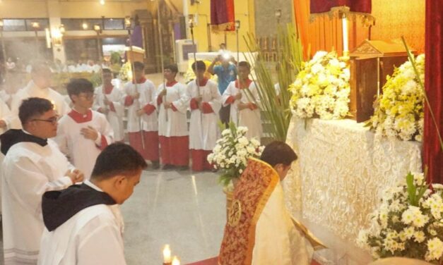 Huwebes Santo sa Parokya ng San Peregrino