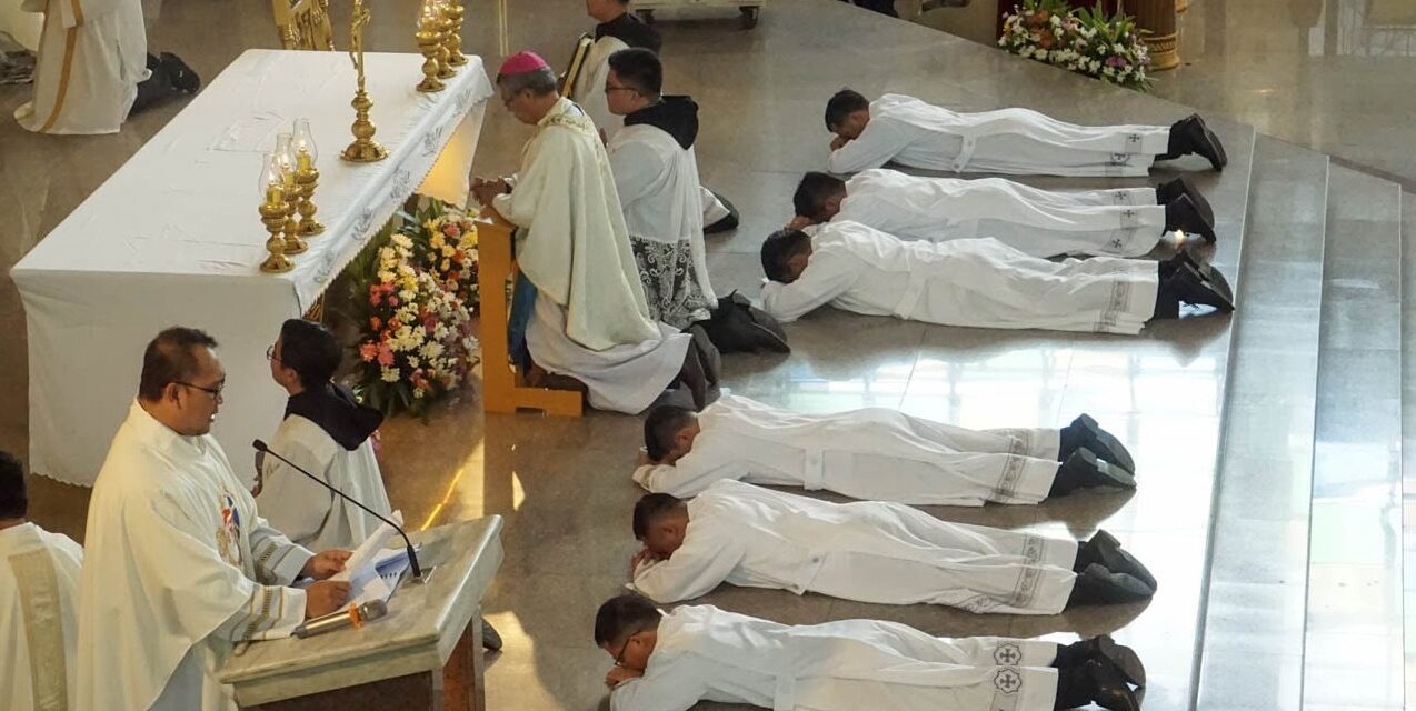 Six Servite Friars Ordained to the Sacred Order of Deacons